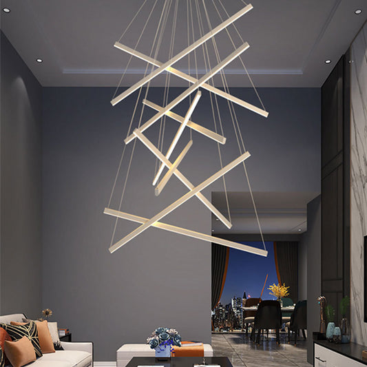 Lampadario moderno semplice per atmosfera, piccolo appartamento di lusso, lampade vuote per scuola superiore